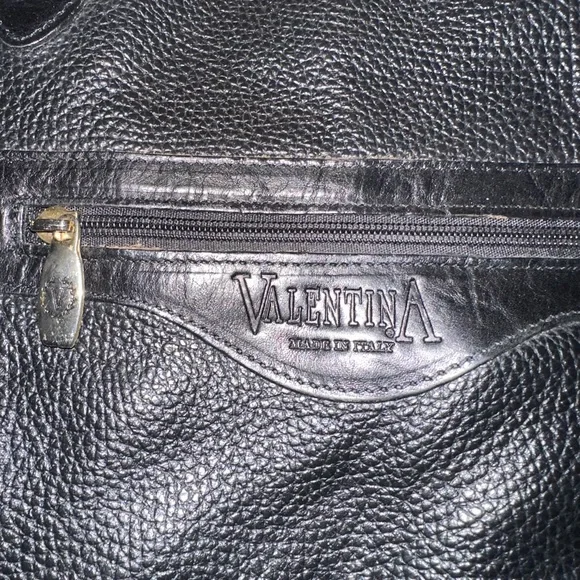Valentina black leather purse - Picture 2 of 3